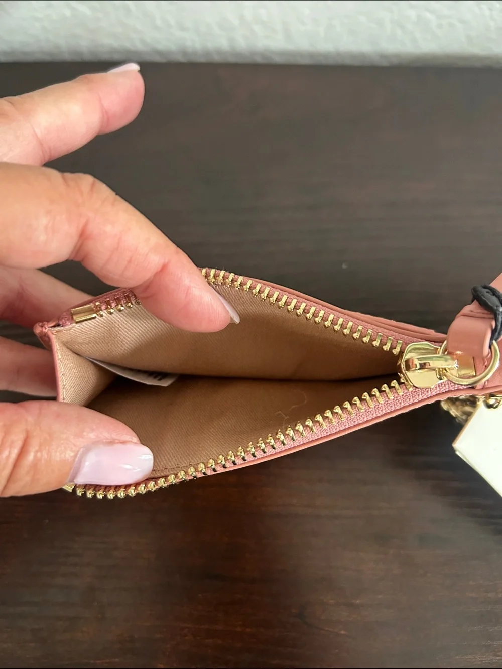 Ted Baker Coral Pink Card Holder with Gold Chain Wristlet - Picture 5 of 6